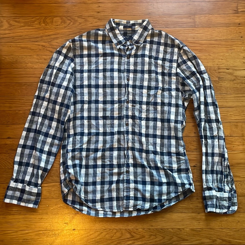 J Crew Men’s Button-up Size Medium Slim